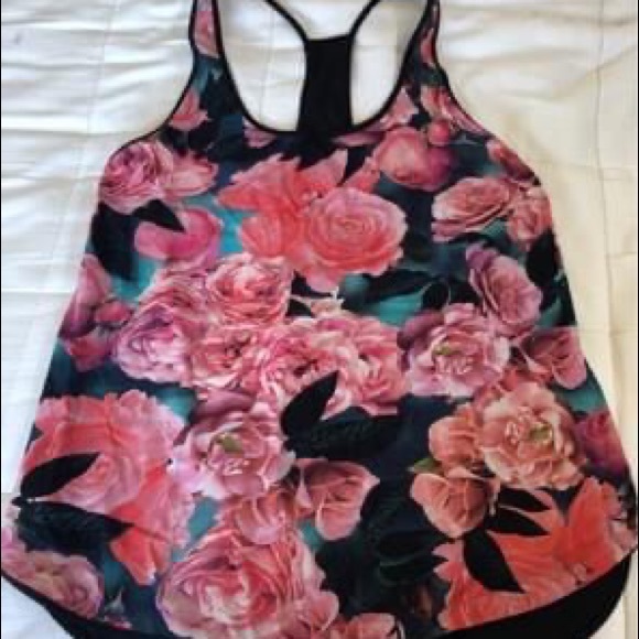 Lululemon costal tank - Picture 1 of 1